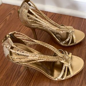 Carlos Santana cream and gold heels